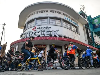 Kampanye keselamatan bersepeda di Bandung