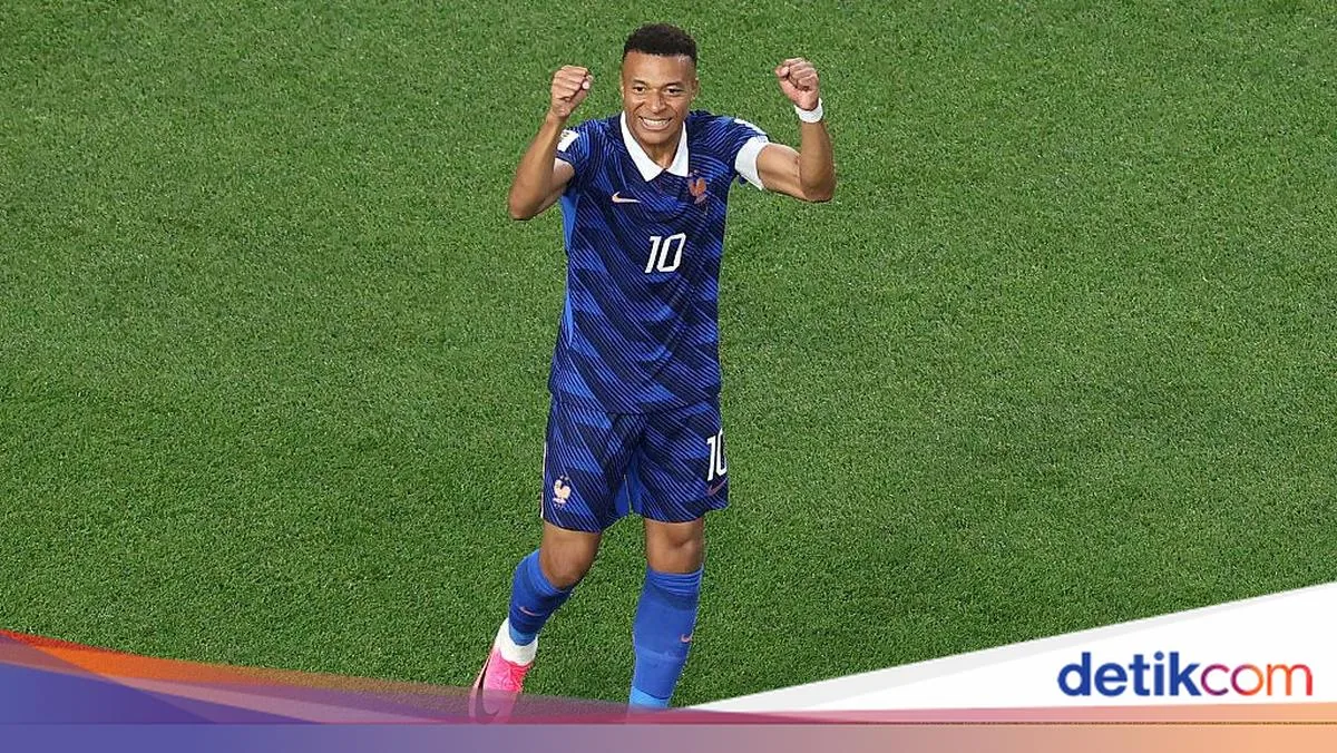 Mbappe Kirim Pesan Menyentuh Buat Deschamps usai Hajar Swedia