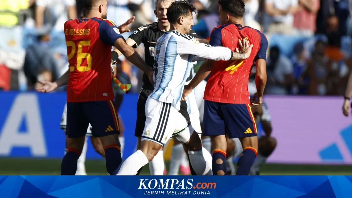 Yamal Olok-olok Aksi Brutal Paredes di Parade Juara Piala Dunia 2026