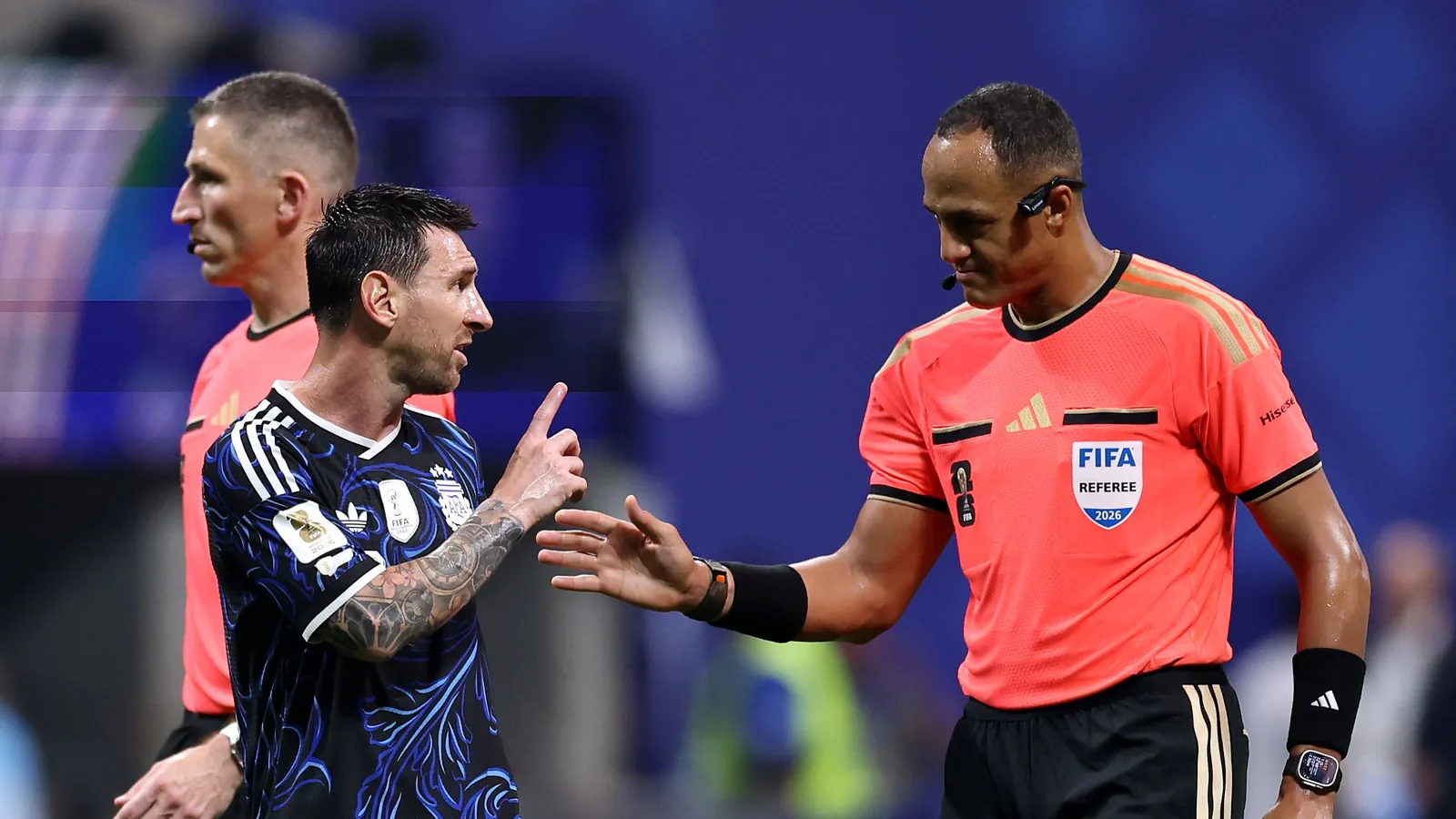 Argentina Main Kasar, Dua Legenda Serie A Italia Mengecam