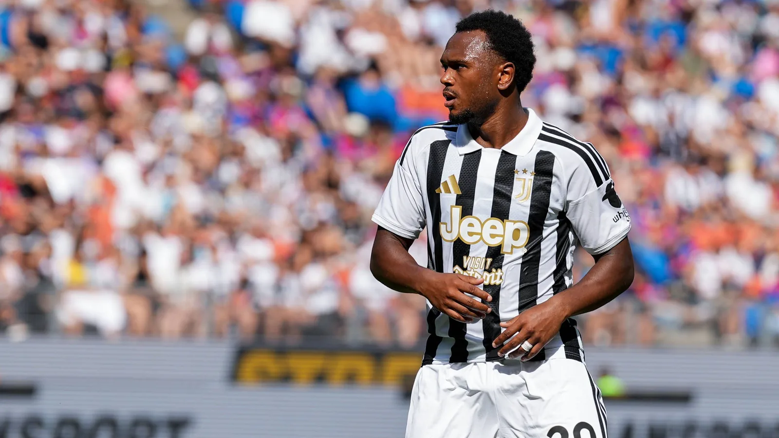 Juventus pinjamkan Lois Openda ke Lyon