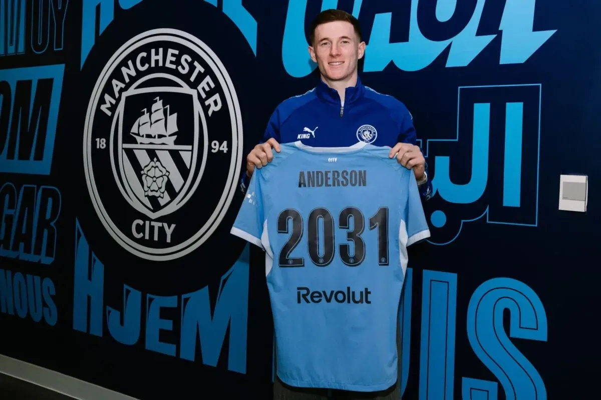 Elliot Anderson resmi berseragam Manchester City