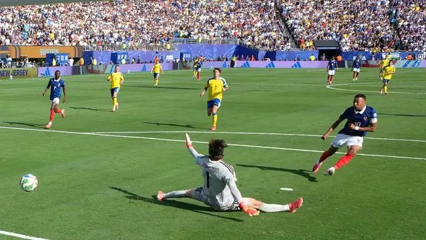 Soccer Football - FIFA World Cup 2026 - Round of 32 - France v Sweden - New York New Jersey Stadium, East Rutherford, New Jersey, U.S. - June 30, 2026 France's Kylian Mbappe scores a goal that was later disallowed REUTERS/Omar Aziz